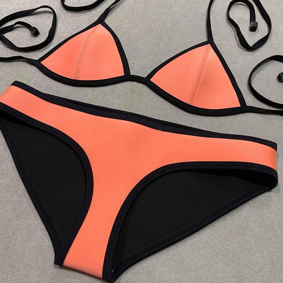 Triangl orange swim suit bikini set size small and XS.  Top xs bottom small. - Picture 2 of 3